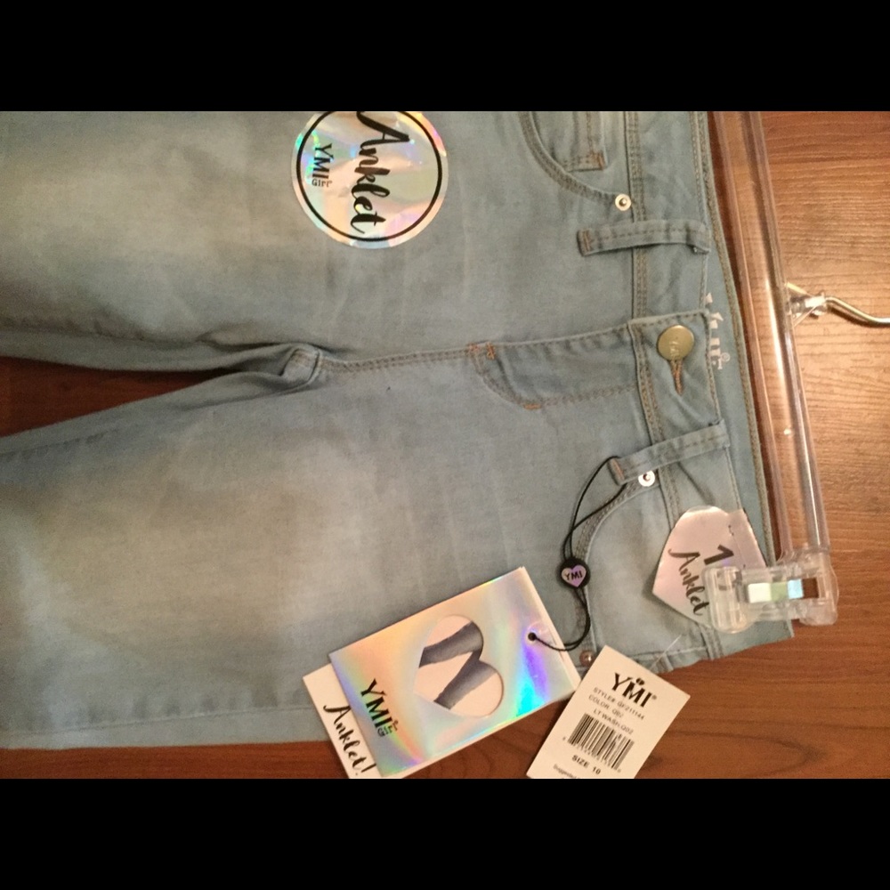 YMI‎ - Picture 2 of 4